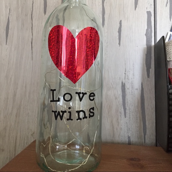 Hand Crafted- ‘Love Wins’ Heart wine bottle lantern - Picture 3 of 10